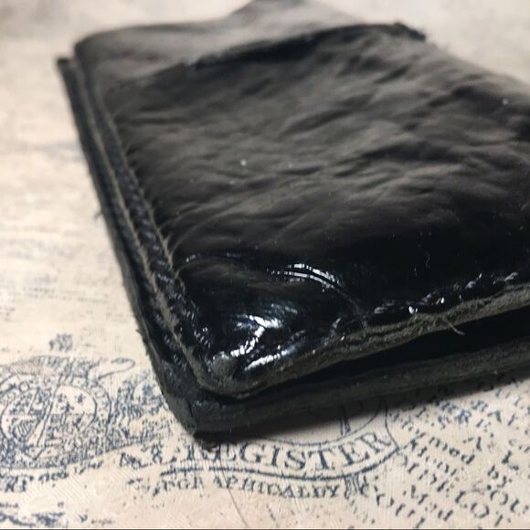 49 Square Miles Patent Leather Wallet - Picture 9 of 11